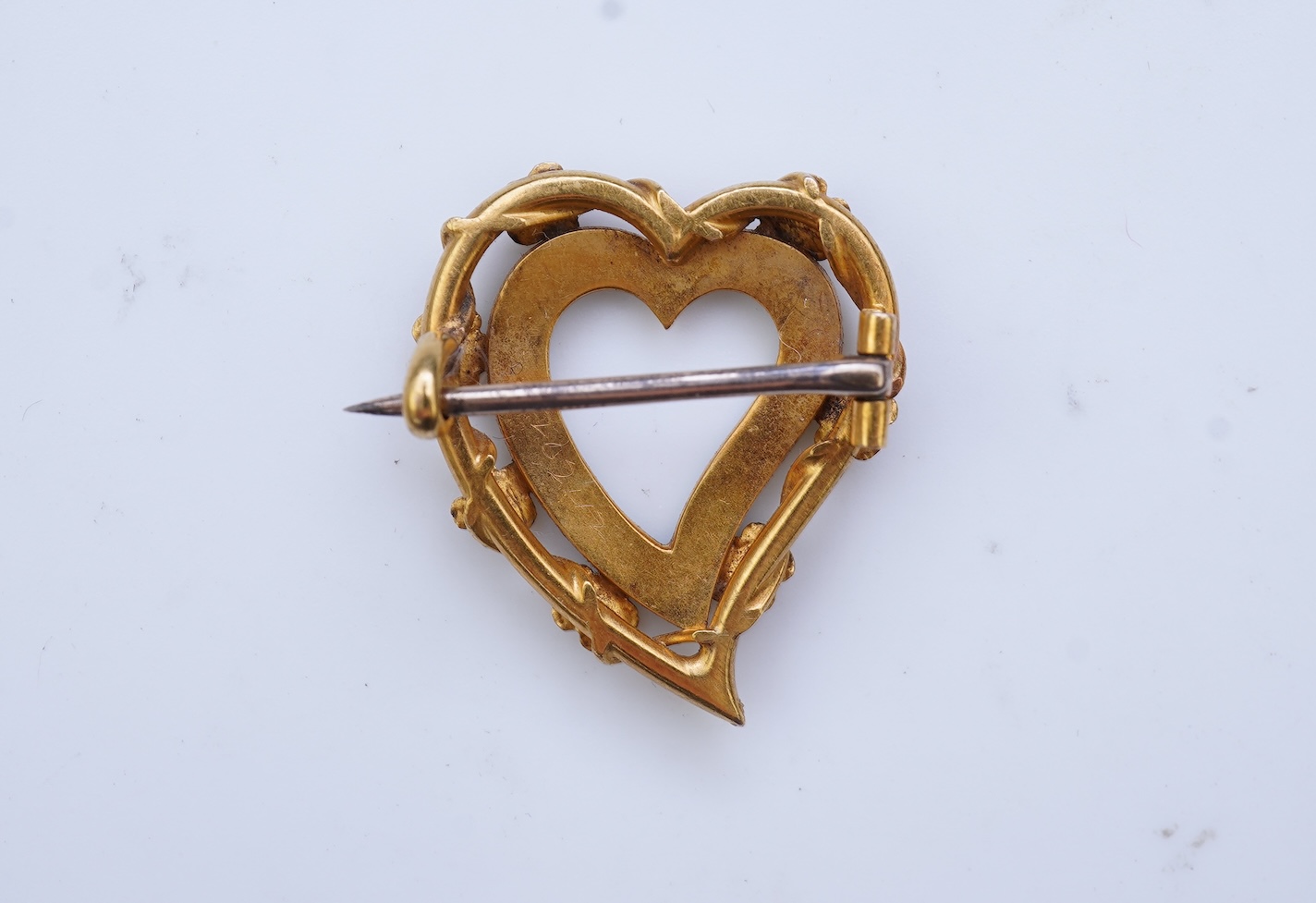 An Edwardian gold and turquoise brooch, early 20th century